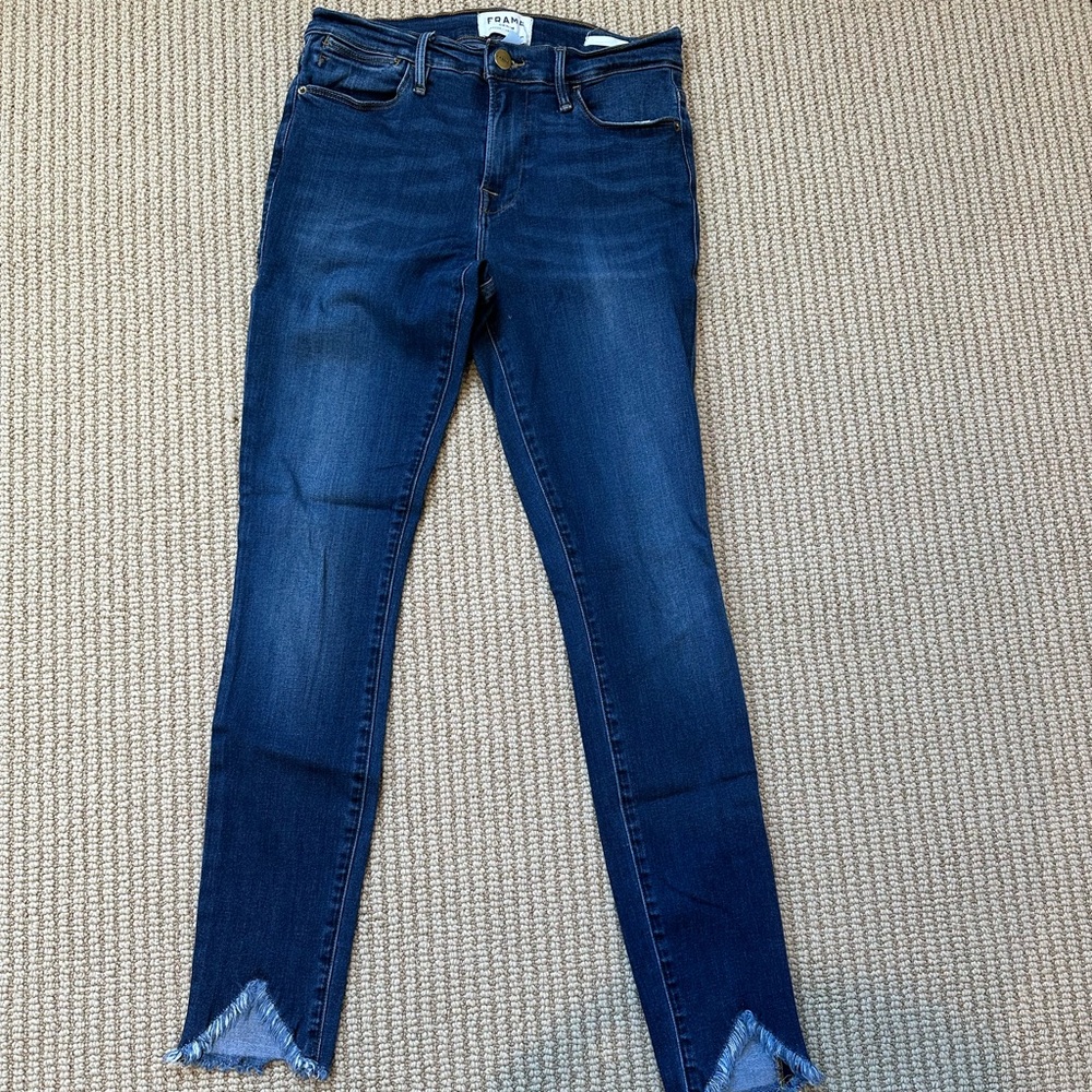 Frame Le High Skinny Jeans with V shaped raw hem